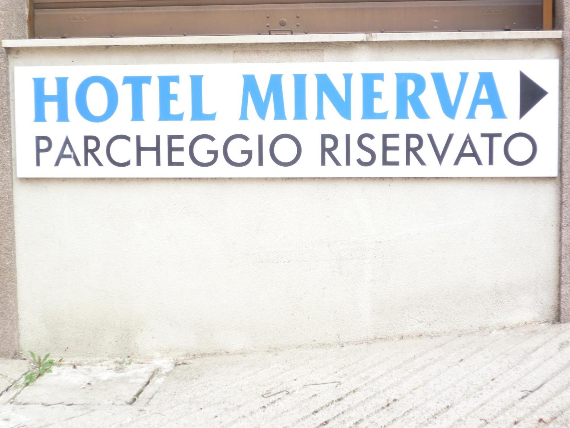 Hotel Minerva Порденоне Екстер'єр фото