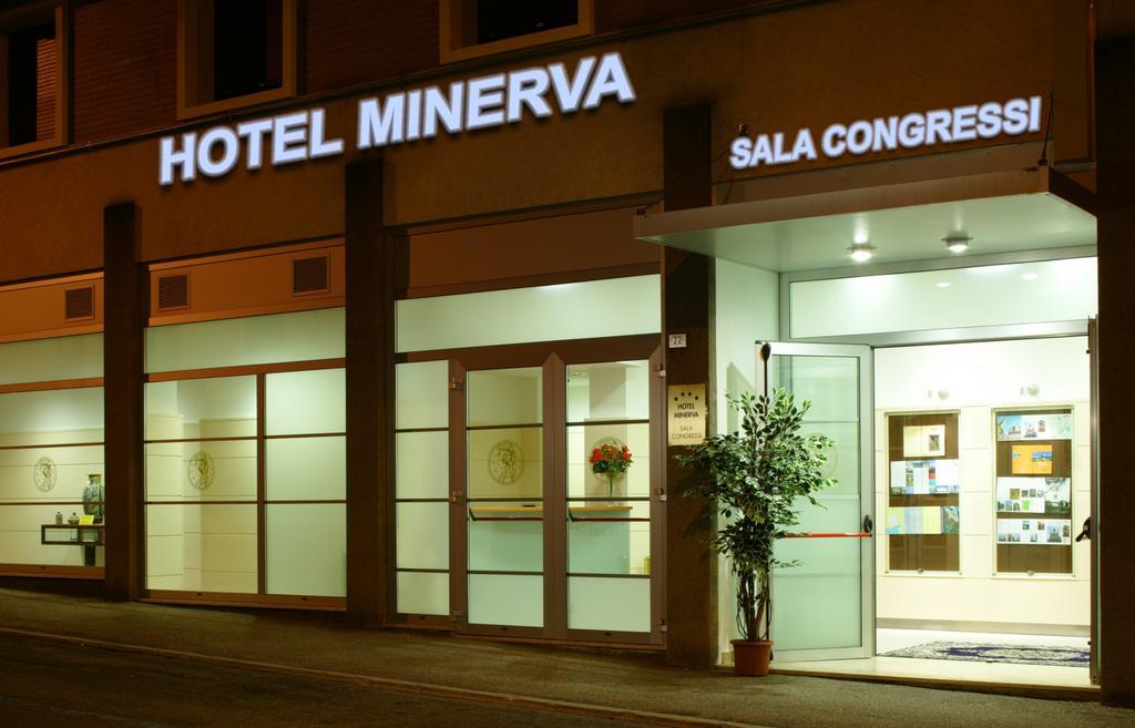 Hotel Minerva Порденоне Екстер'єр фото